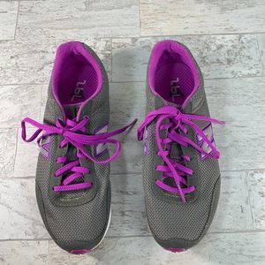NEW BALANCE GRAY & PURPLE 792 RUNNING SHOES SZ 6.5 B